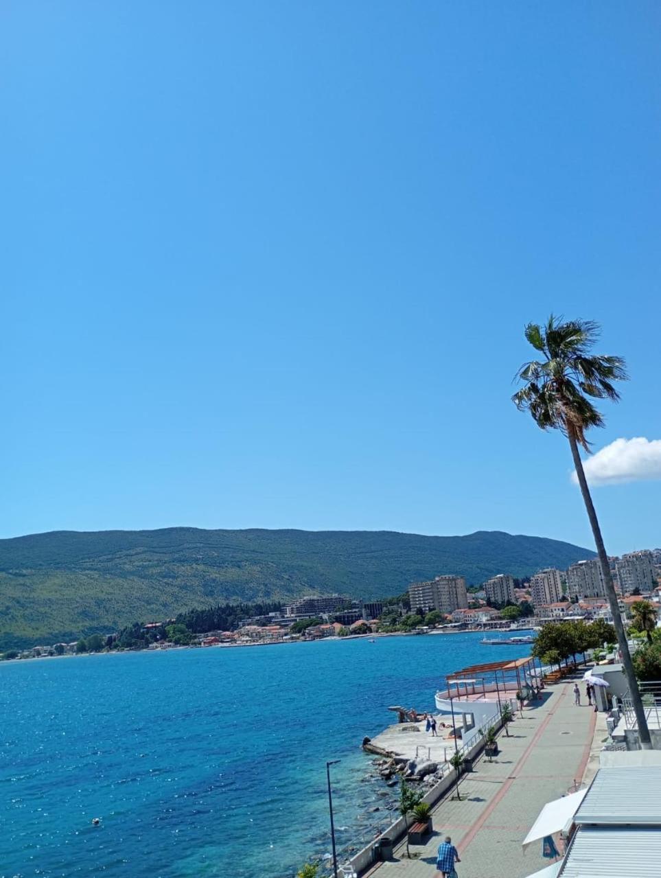 Apartments Cebra Herceg Novi Exterior foto